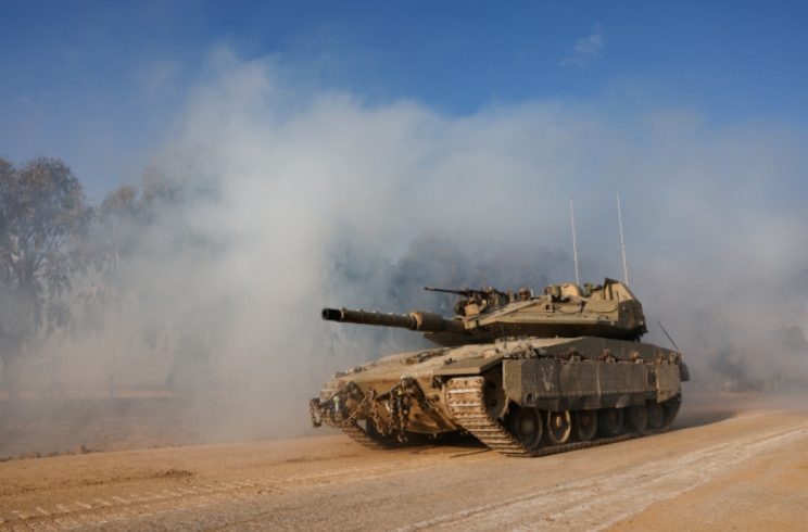 大量坦克在加沙邊境集結  以軍聲稱拉法地面行動準備就緒